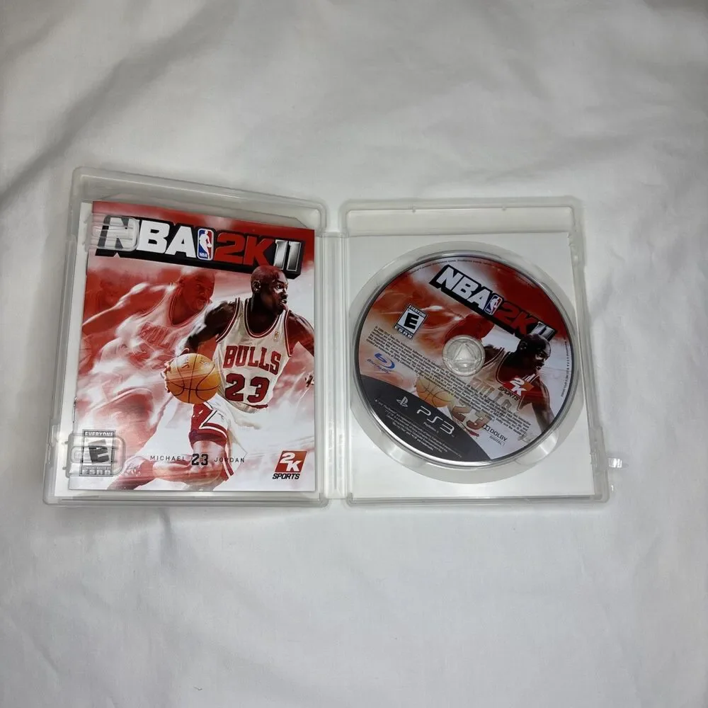 2K Sports NBA 2K11 PlayStation 3 One Size White Excellent‎ Michael Jordan PS3